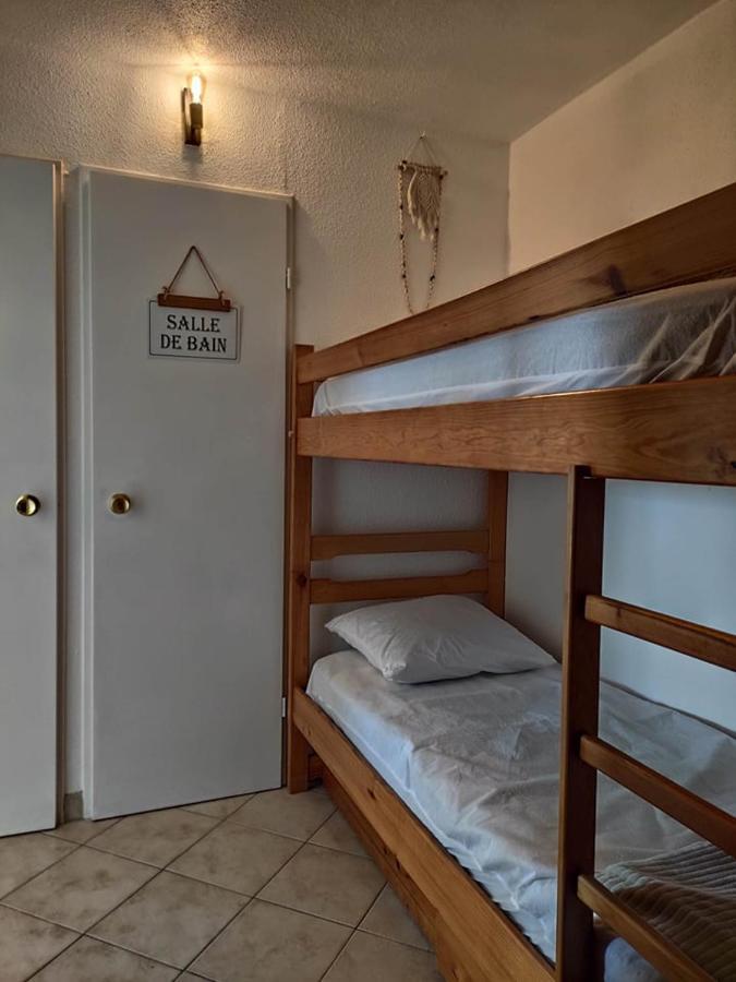 Les Capitelles 5 - Acces Direct A La Plage Depuis Le Jardin - T2 Avec Cabine - 6 Pers - Jardin - Piscine - Parking سان سيبريان المظهر الخارجي الصورة