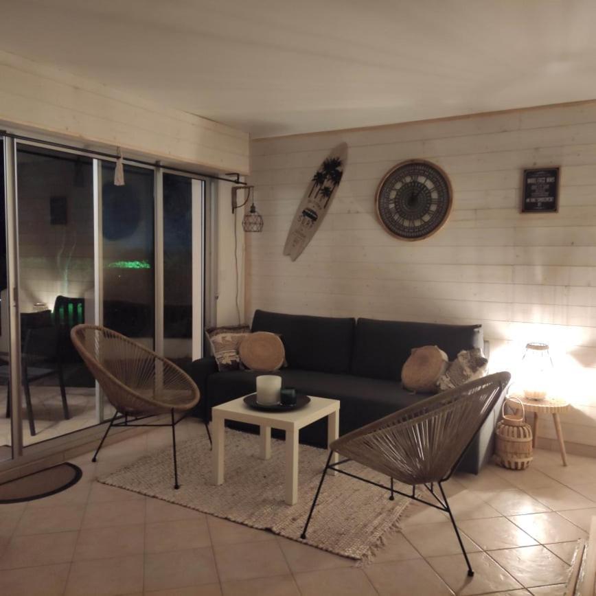 Les Capitelles 5 - Acces Direct A La Plage Depuis Le Jardin - T2 Avec Cabine - 6 Pers - Jardin - Piscine - Parking سان سيبريان المظهر الخارجي الصورة